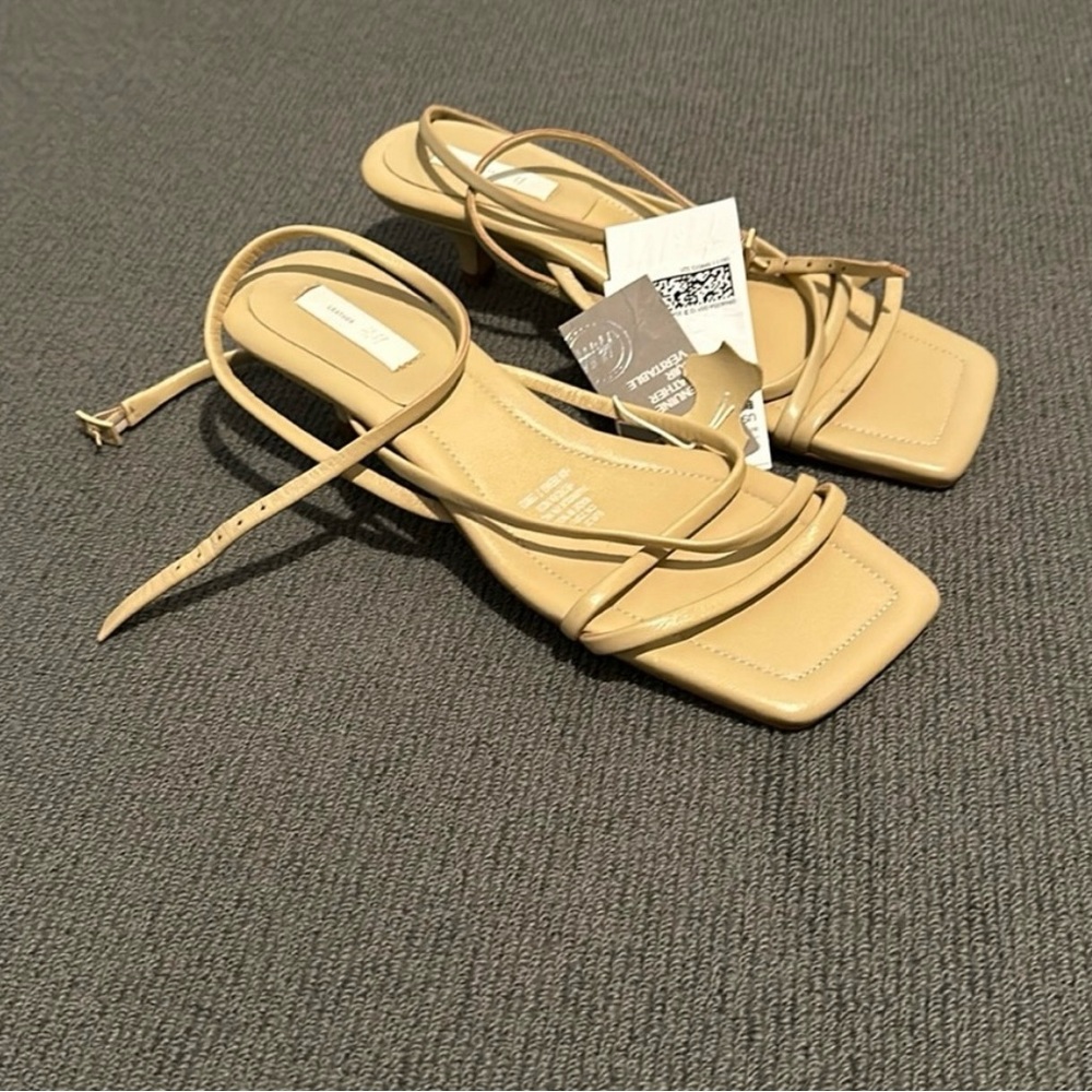 NWT H&M Premium leather kitten heel wrap sandal - Picture 4 of 8
